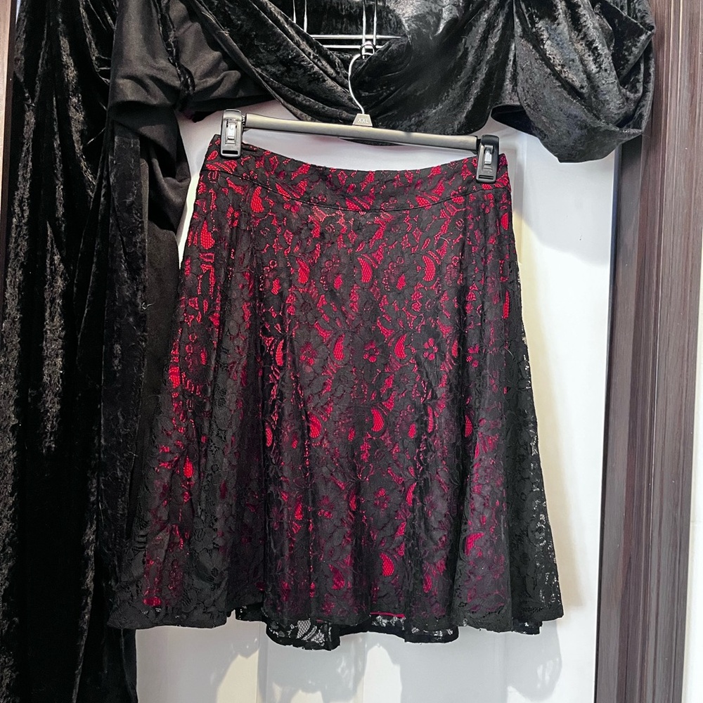 Torrid vintage overlay lace skater skirt size 24